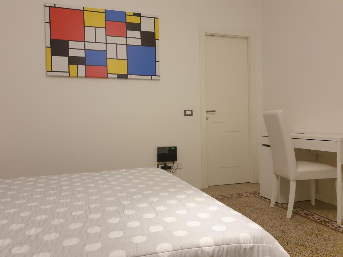 Italia121 Apartment ลาสเปเซีย ภายนอก รูปภาพ
