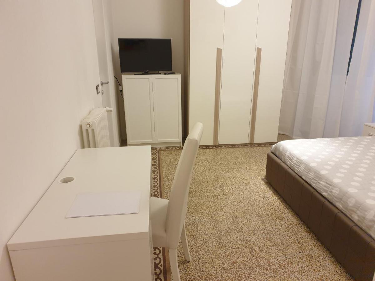 Italia121 Apartment ลาสเปเซีย ภายนอก รูปภาพ