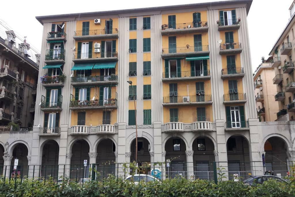 Italia121 Apartment ลาสเปเซีย ภายนอก รูปภาพ