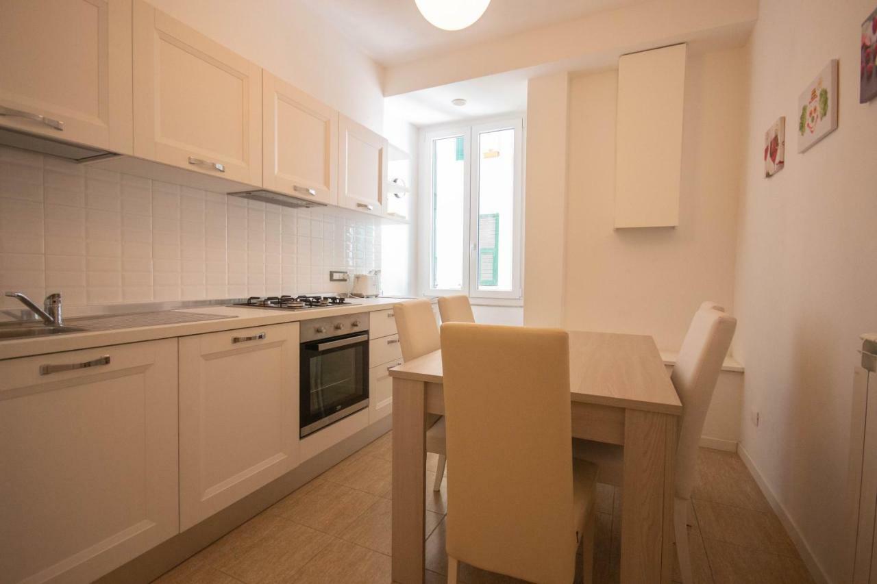 Italia121 Apartment ลาสเปเซีย ภายนอก รูปภาพ